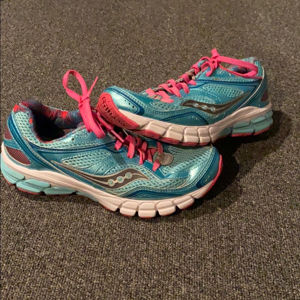 Saucony running shoes